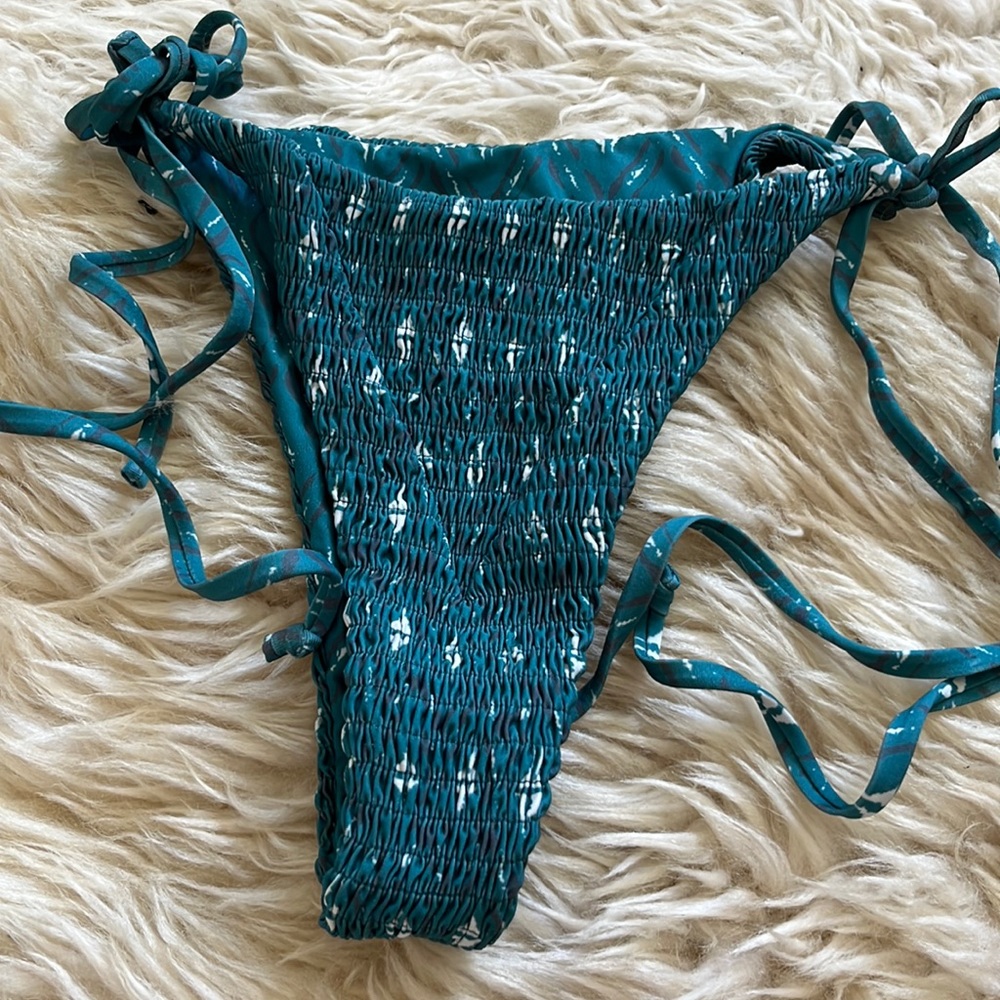 Lahana Swim Bottoms
